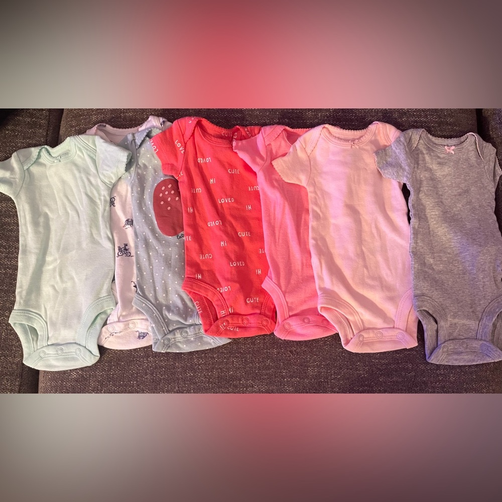 Carter’s Short Sleeve Onesie Lot